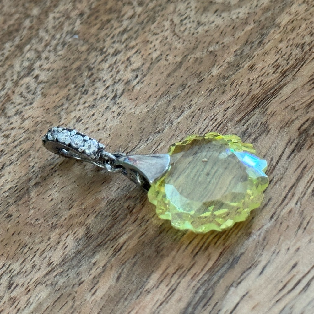 Pendant - Picture 4 of 5